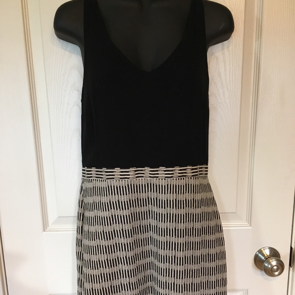 Form fitting A line dress